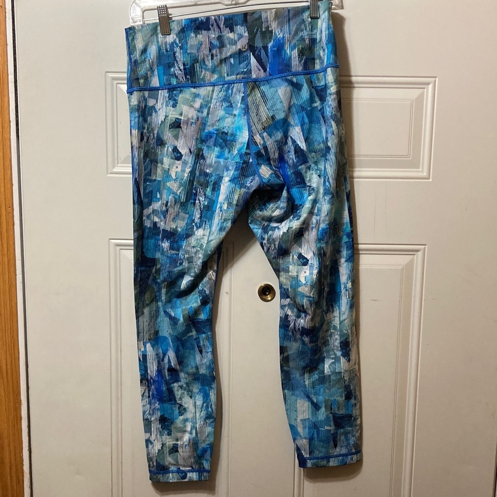 Lululemon Blue Abstract Leggings 12 NWOT